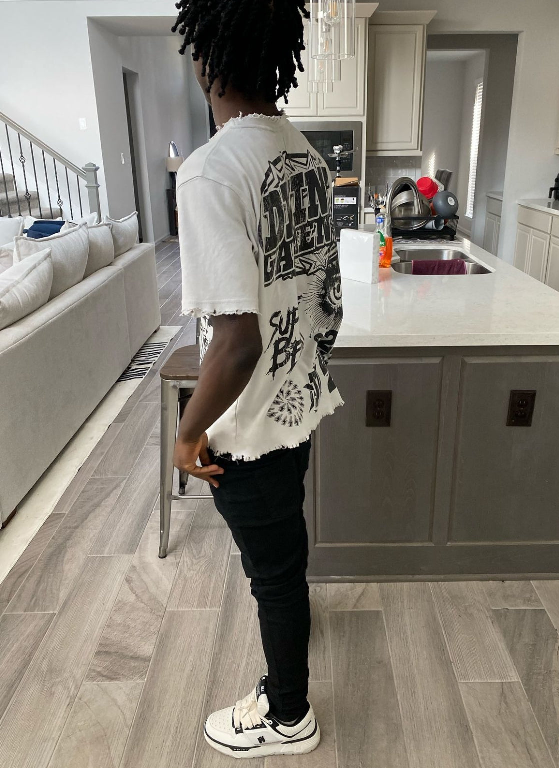 " Divine Garmnts " Distressed T Shirt